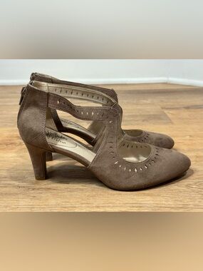 NEW LifeStride Giovanna Pump Size 9.5W